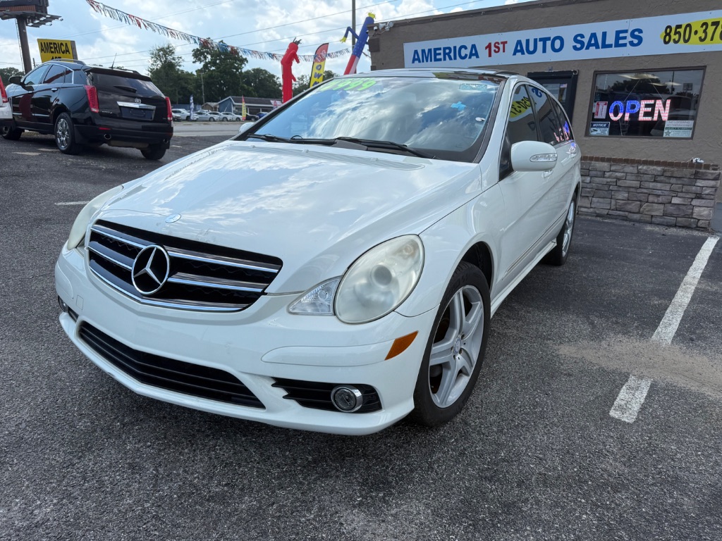 2010 Mercedes-Benz R-Class R350's photo