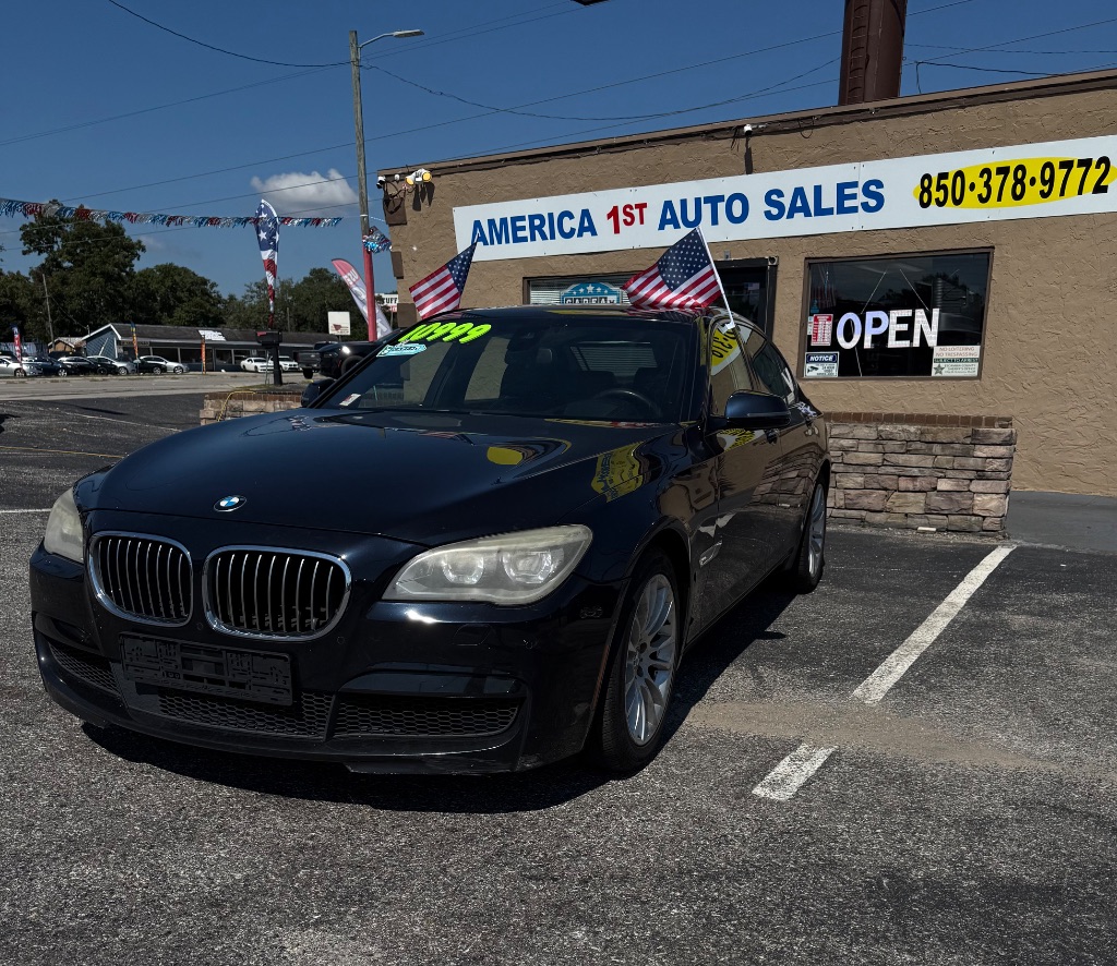 2015 BMW 7 Series 750i's photo