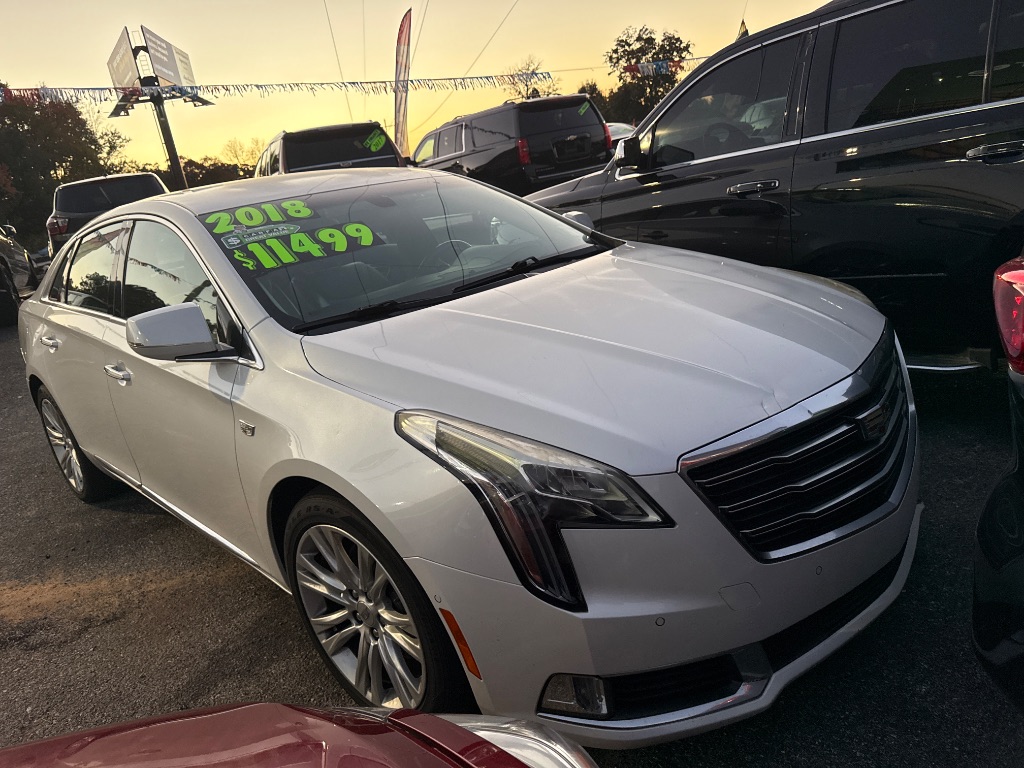 2018 Cadillac XTS Luxury's photo