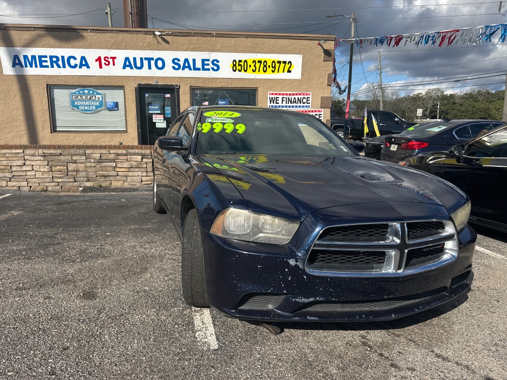 2014 Dodge Charger SE's photo