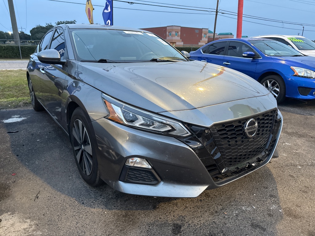 2021 Nissan Altima SV